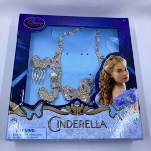 Disney Cinderella Live Action Deluxe Accessory Dress Up Jewelry Set in Box